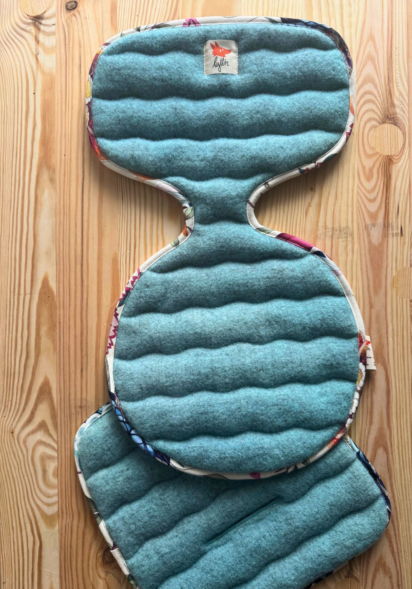 seat cover "Lyttn" Kalliat